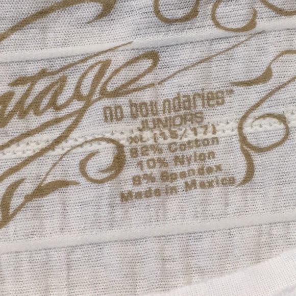 No Boundaries Vintage top - Picture 2 of 6